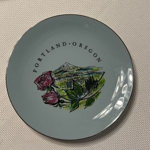 Portland Oregon Rose City🌹Plate